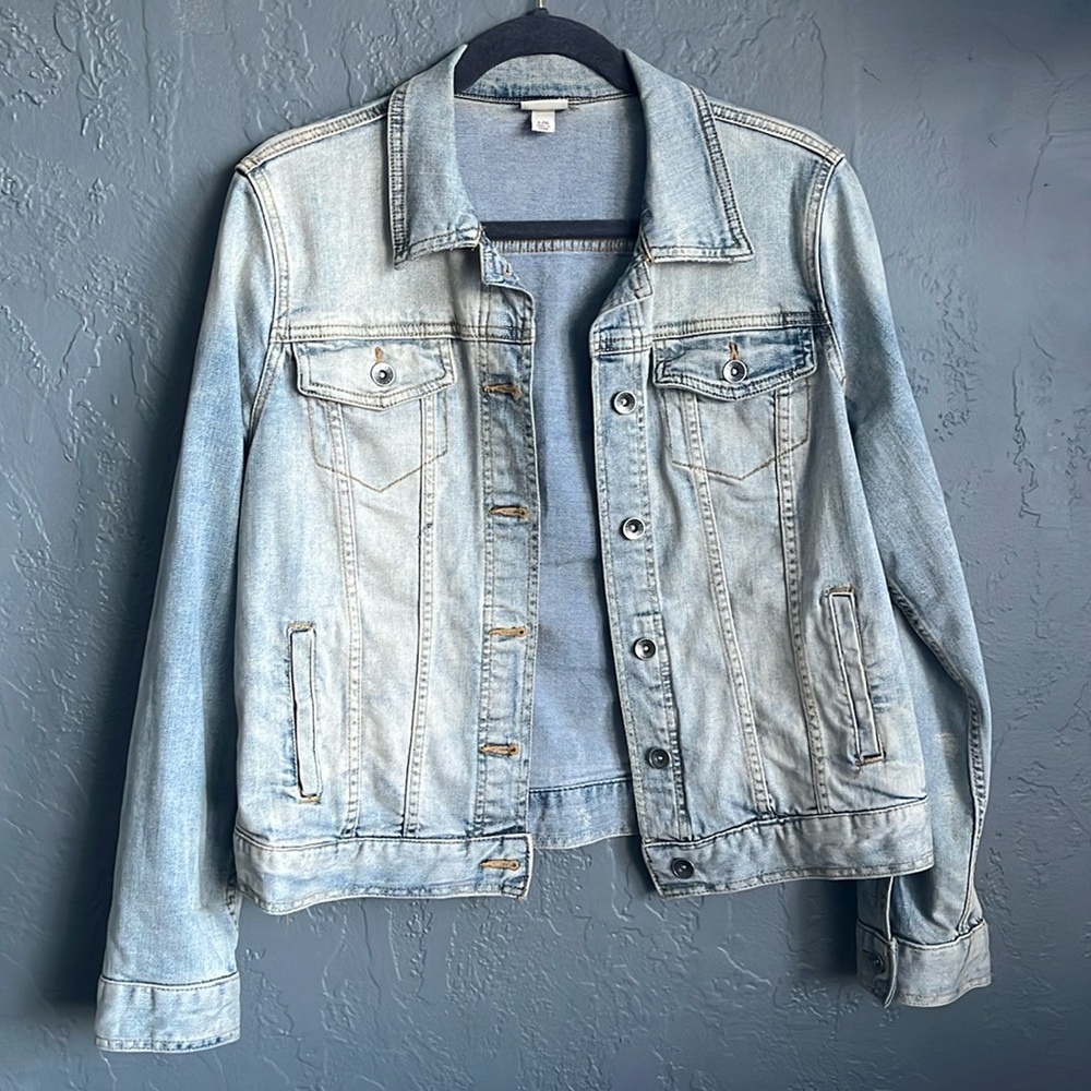 Marona Light wash Denim Jacket